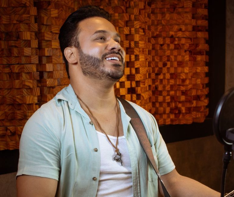 Marcelo Martins leva o sertanejo para uma nova direção com o projeto Surfnejo
