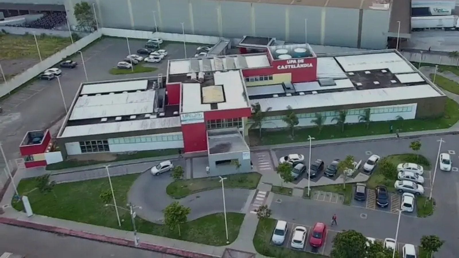 Adolescente de 15 anos é baleado por ocupante de carro em Vila Nova de Colares