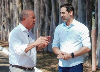 Misael articula base de Pellozo na Câmara de Senador Canedo
