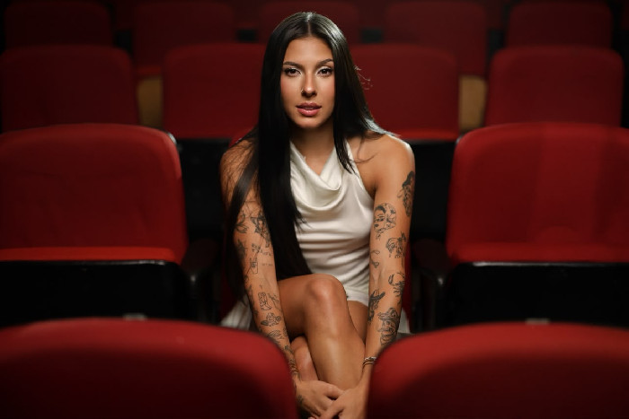 Ana Castela aposta no amor em “IMAGINA O TRABALHO” :: Sertanejo Hits Brasil