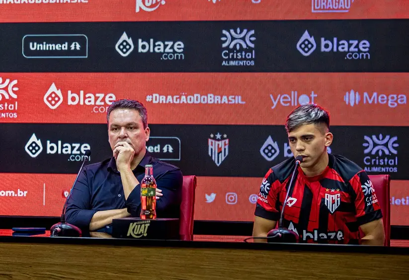 Atlético-GO sofre novo transfer ban da Fifa