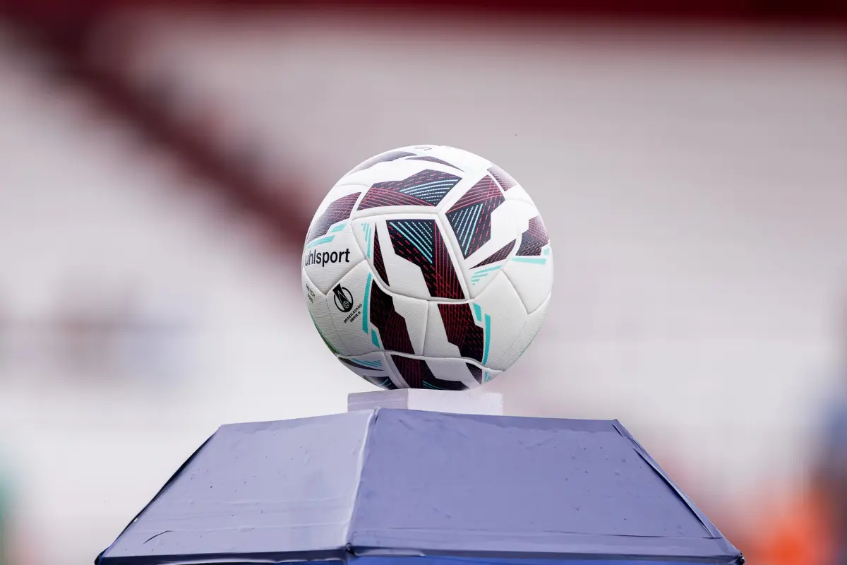 Veja quem apita os jogos de Goiás, Vila Nova e Atlético na Série B