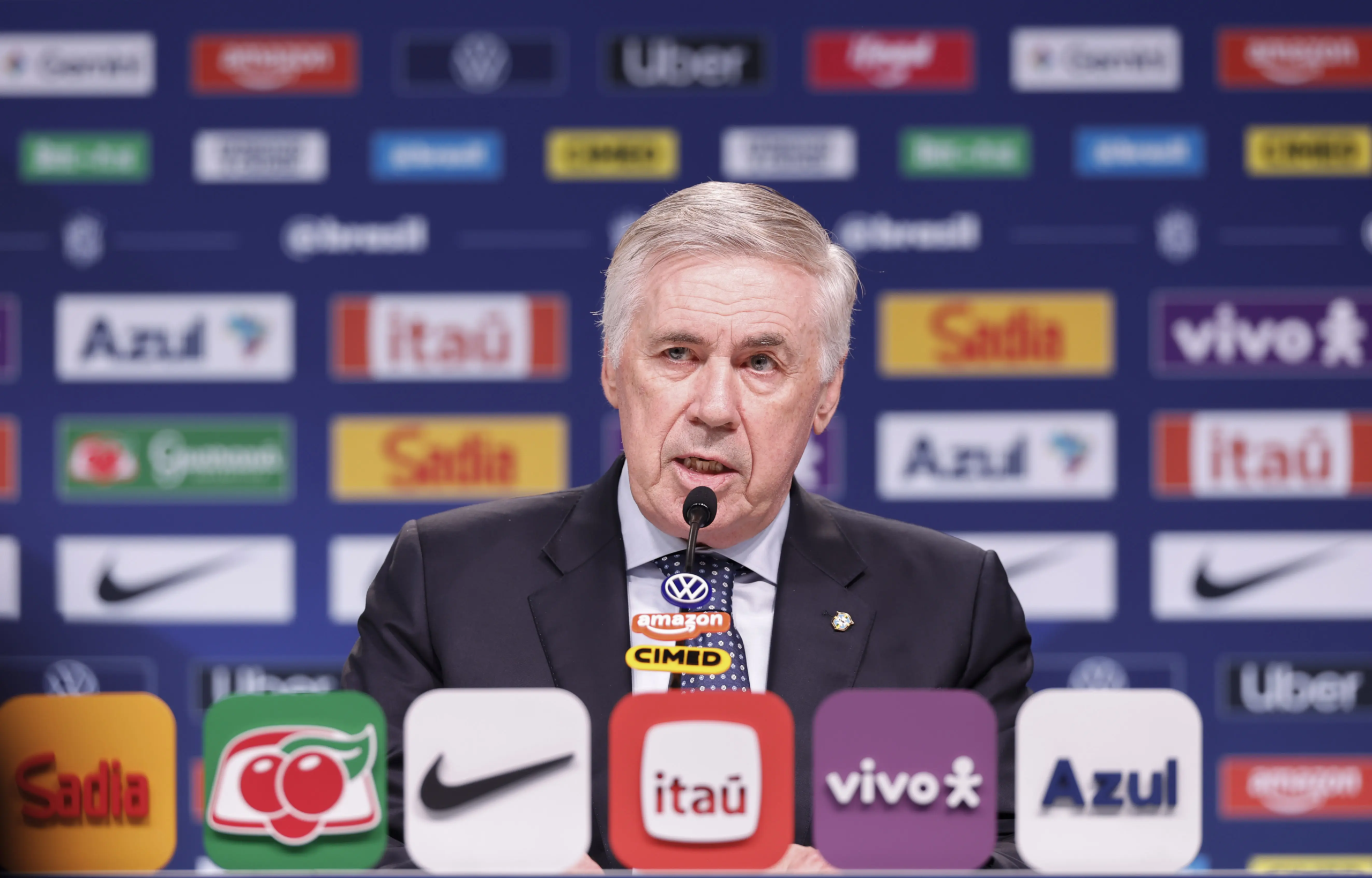 Com novidades e sem atletas de Flamengo e Palmeiras, Ancelotti convoca Seleção Brasileira