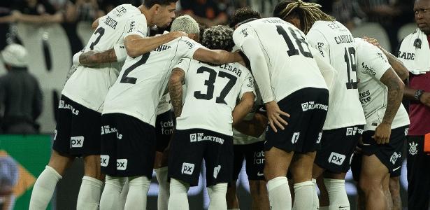 Reunião sela pacto entre líderes do Corinthians e já produz efeito