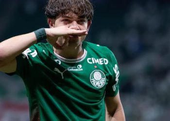 Giay vira destaque por ‘semana dos sonhos’ com Palmeiras e Argentina