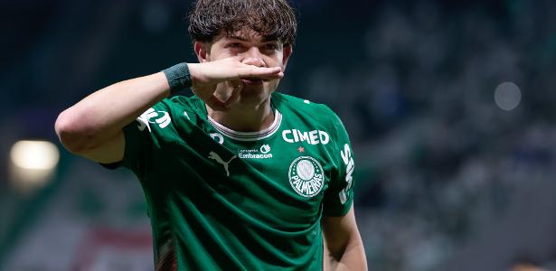Giay vira destaque por ‘semana dos sonhos’ com Palmeiras e Argentina