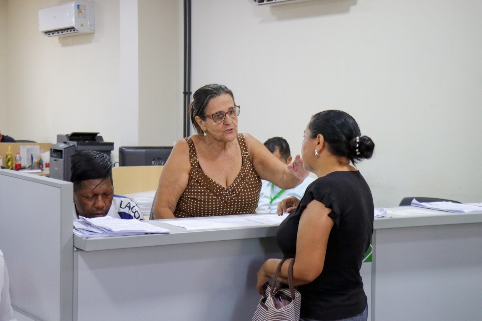 Senador Canedo oferece mais de 2 mil vagas de emprego