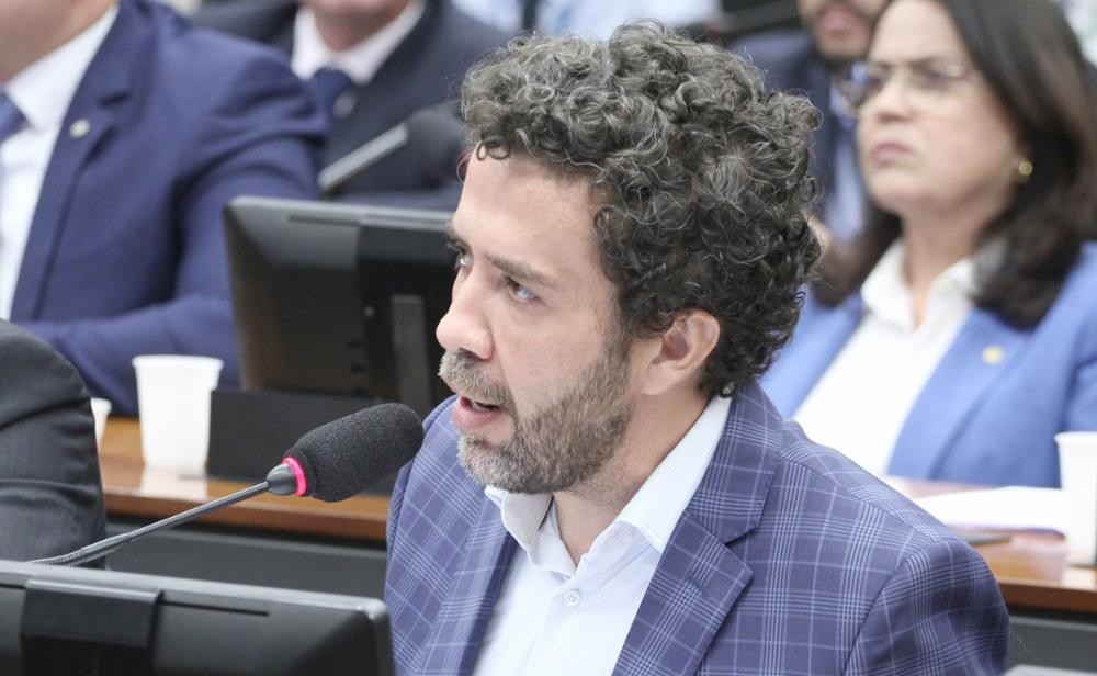 Janones tem ‘evolução clínica favorável’ e deve ter alta em 48 horas, diz boletim médico