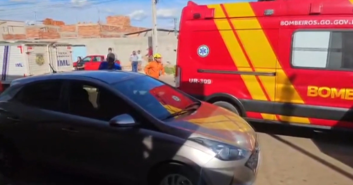 Criança de 2 anos morre após ser encontrada desacordada em carro em Senador Canedo, Goiás