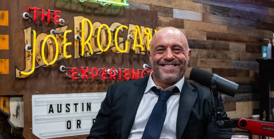 Podcaster Joe Rogan e Spotify prolongam parceria com acordo de 250 milhões
