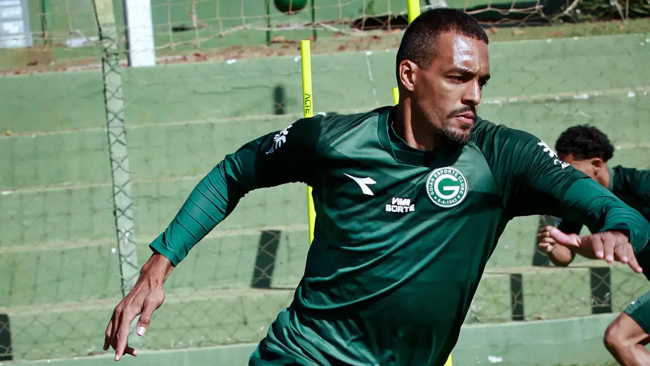 Luiz Felipe pega gancho de duas partidas após punição do STJD