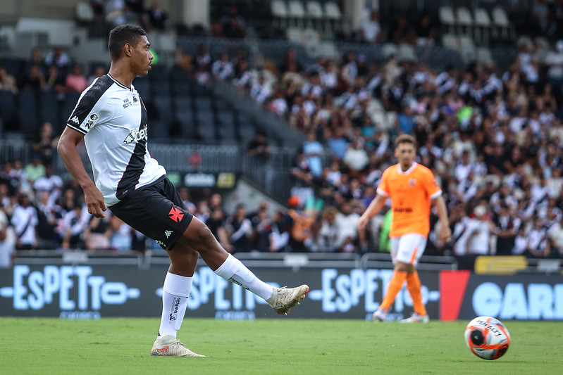 Emprestado ao clube de Série B, cria diz que continua acompanhando o Vasco