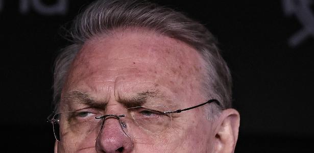 Corinthians paga dívidas ligadas a Stabile enquanto acumula atrasos