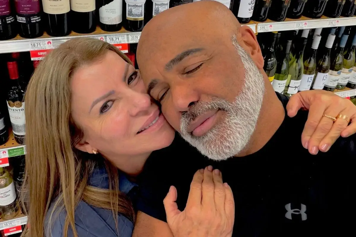 Viúva do cantor Rick desabafa sobre luto: ‘Mudou quem eu sou’