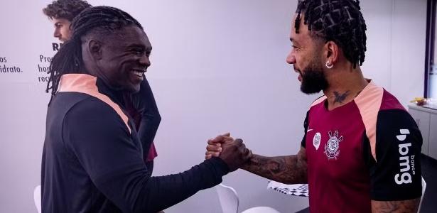 Seedorf descarta Memphis contra Mirassol e prevê volta contra o São Paulo