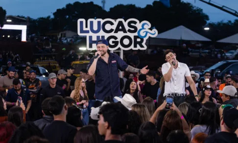 Lucas e Higor gravam “Explodiuu BB no MS” com 17 inéditas em Mato Grosso do Sul :: Sertanejo Hits Brasil